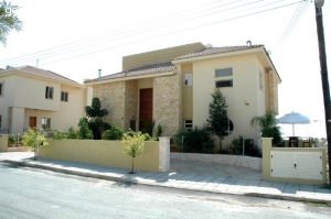 Дом Кипр Лимассол ---