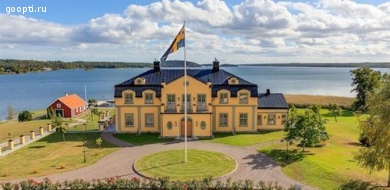 Дом на море в Швеции