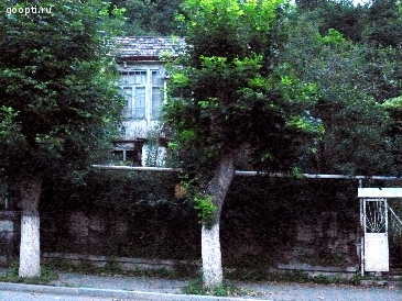 Дом с садовым участком в Дилижане