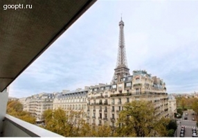 Франция.Париж.Квартира с видом на Эйфелеву башню