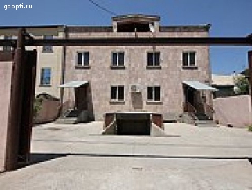 Продается 3-х этажный дом в Ереване