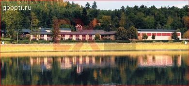 Загородный отель на берегу озера, Швеция
